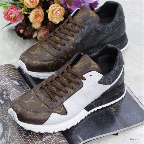 louis vuitton sneaker herren schwarz|louis vuitton latest sneakers.